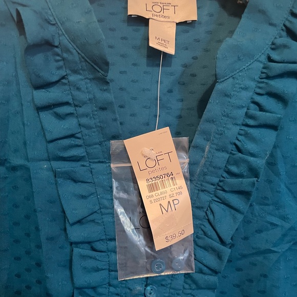 Loft Brand new turquoise blouse - Picture 3 of 3